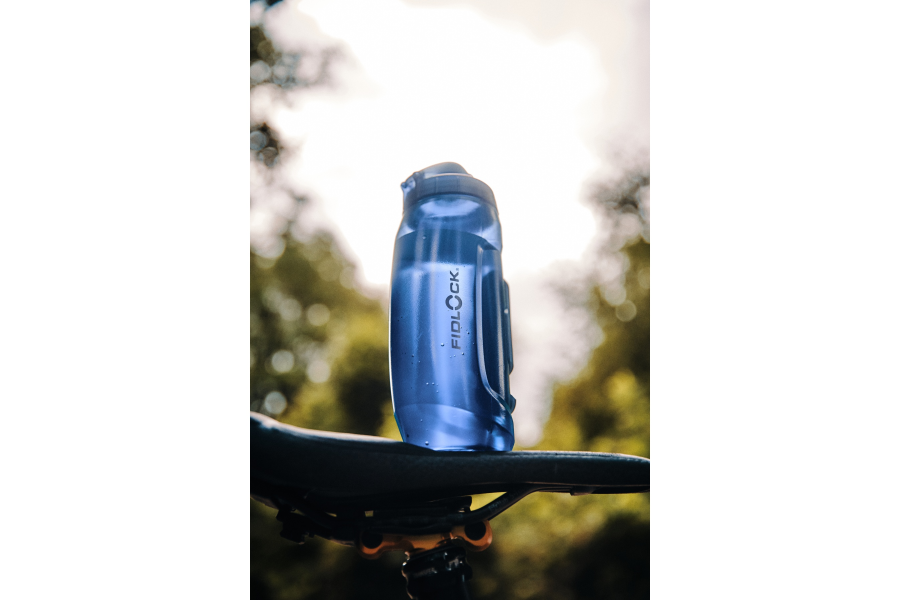 Фляга з конектором та базою FIDLOCK TWIST bottle 590мл., синій