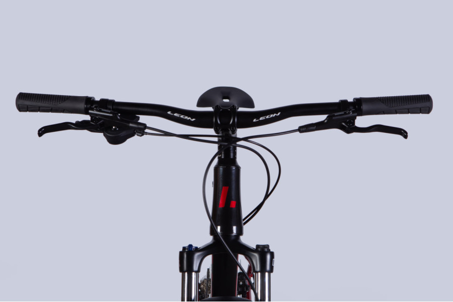 Велосипед Leon TN 75 29 HDD чорний з червоним