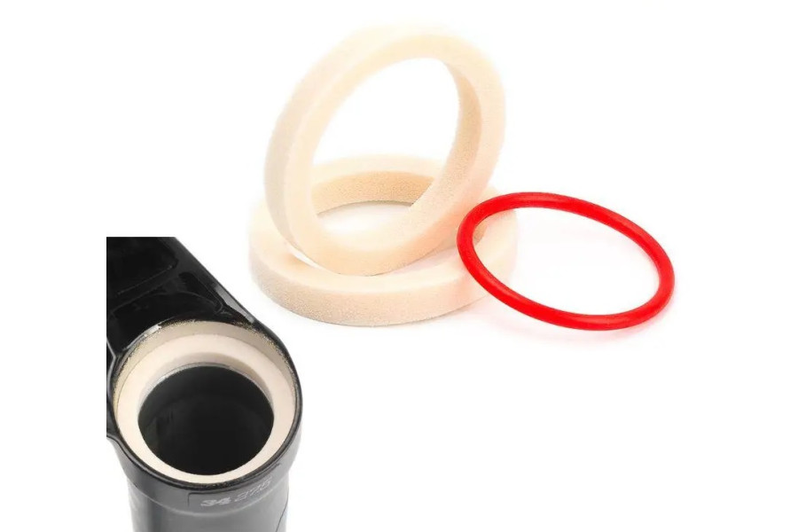 Кільце проставочне передньої вилки паралон 4,5*32 мм чорний RISK RA143